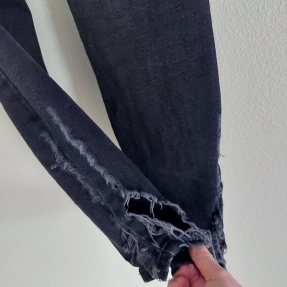 WE THE FREE High Rise Moms jean distress Frayed Jeggings skinny Black Jeans| 28 - Picture 8 of 8
